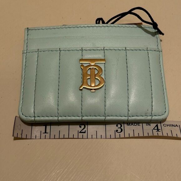 Burberry Lola Cardholder Case Cool Mint Quilted Leather Gold Logo Front NWT - Picture 13 of 14